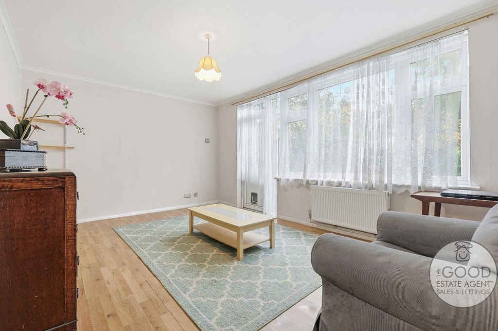 Property photo 3 of 20