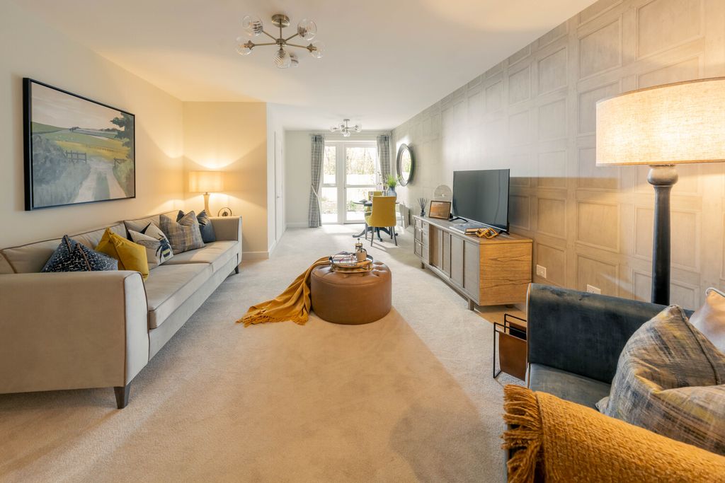 Property photo 3 of 12 Living Room