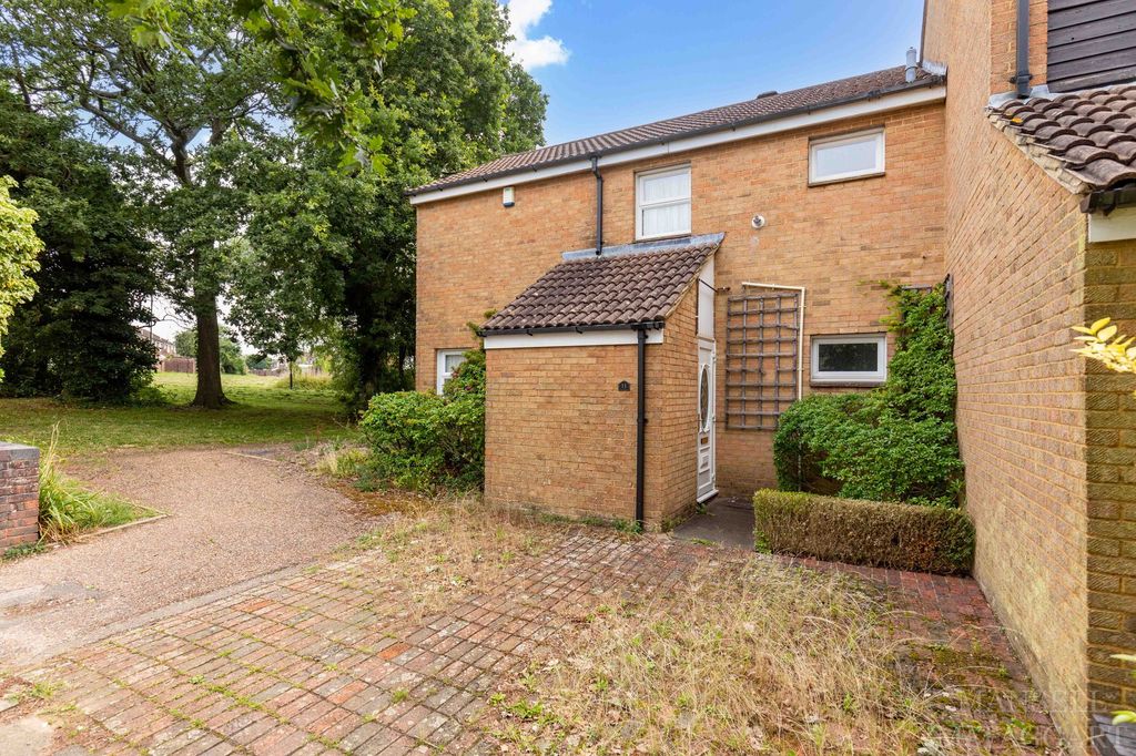 Property photo 1 of 22