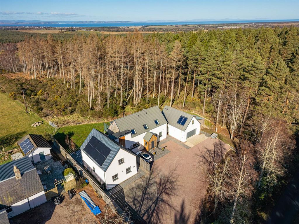 Property photo 3 of 50 8F4Aea7F-878B-4Baa-8E17-0730d375A8d6.Jpg