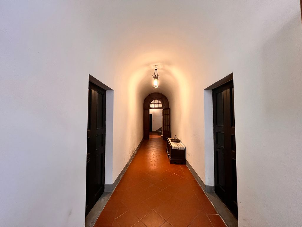 Property photo 3 of 30 The Entrance Hall