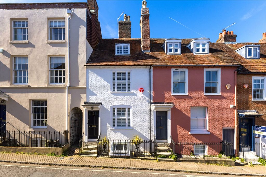 Property photo 1 of 22 Front