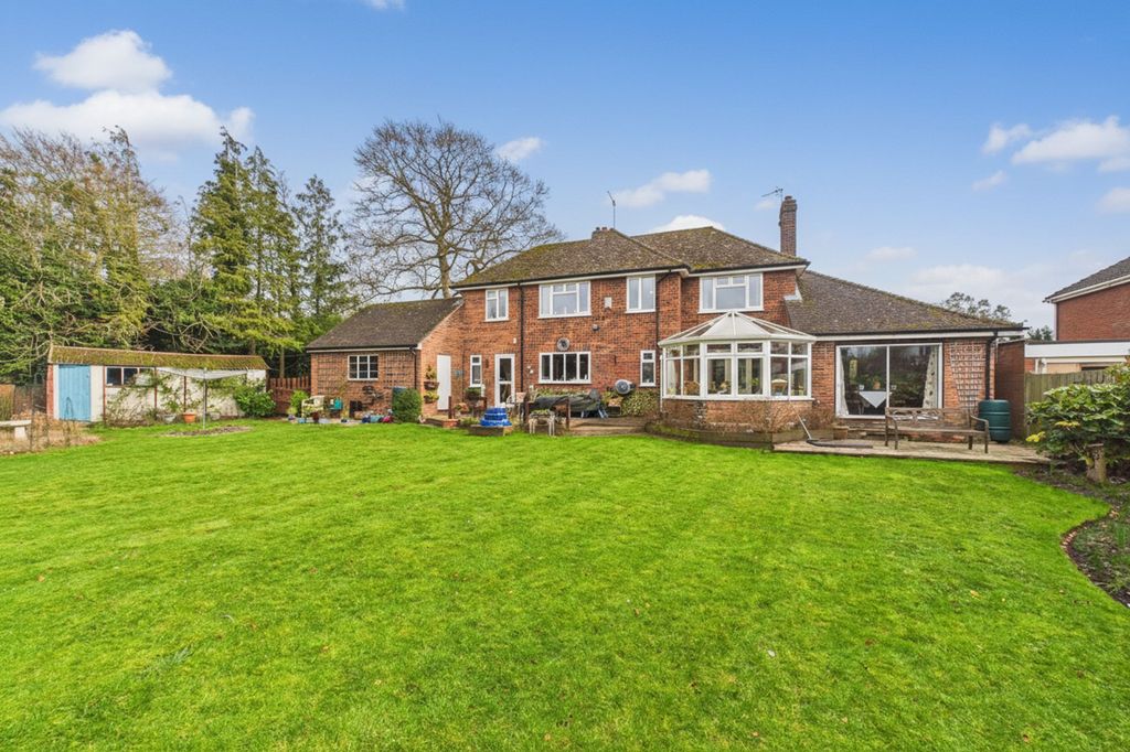 Property photo 1 of 25