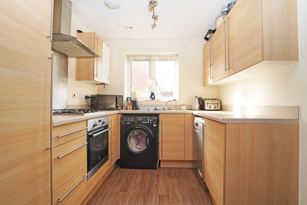 Property photo 3 of 8