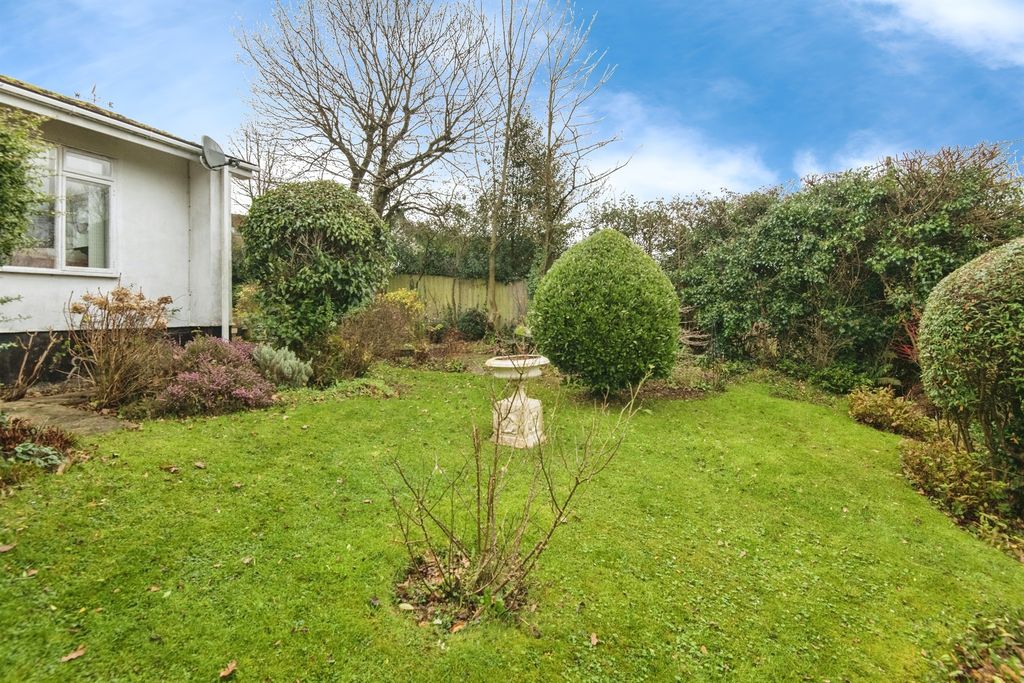 Property photo 2 of 14