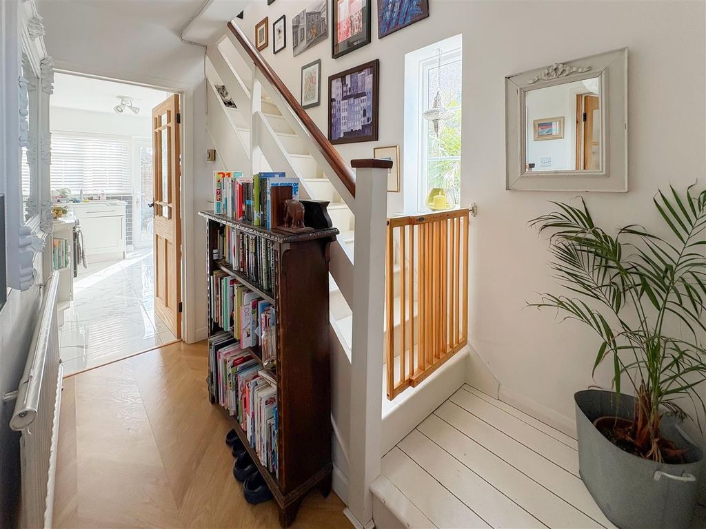 Property photo 2 of 19 Img_2958.Jpg