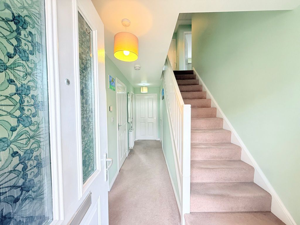 Property photo 2 of 29