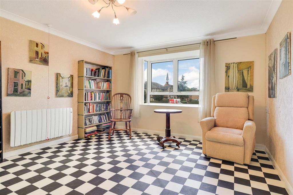 Property photo 2 of 9 Img (8).Jpg