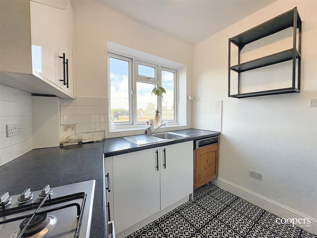 Property photo 3 of 11 Img_2515.Jpg