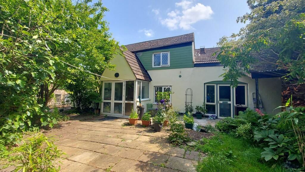 Property photo 1 of 39