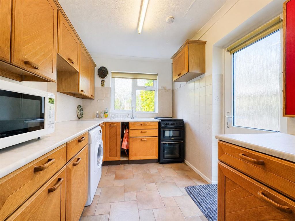 Property photo 3 of 18 Kitchen.Png