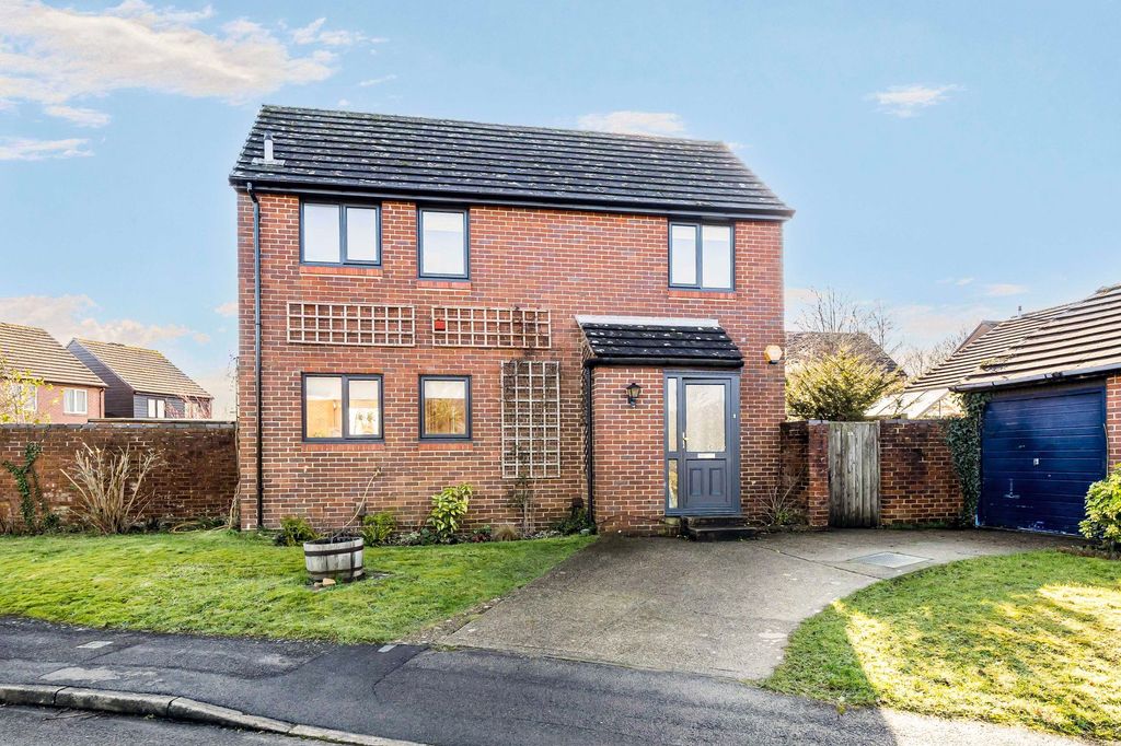 Property photo 1 of 19