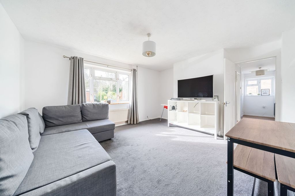 Property photo 3 of 10