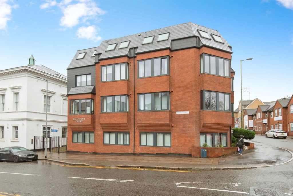 Property photo 1 of 15