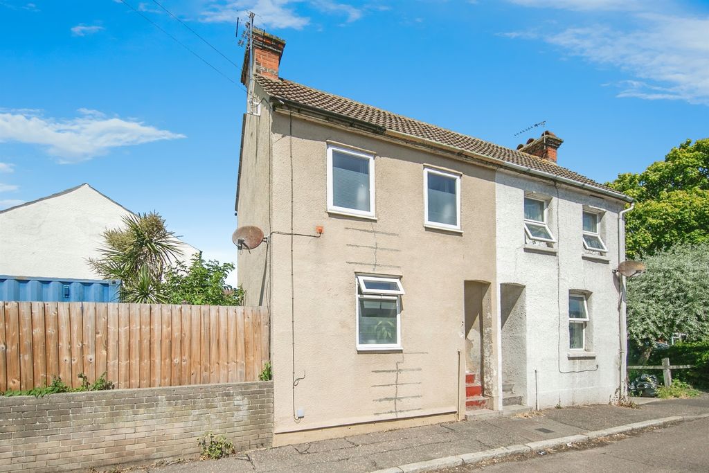Property photo 1 of 14