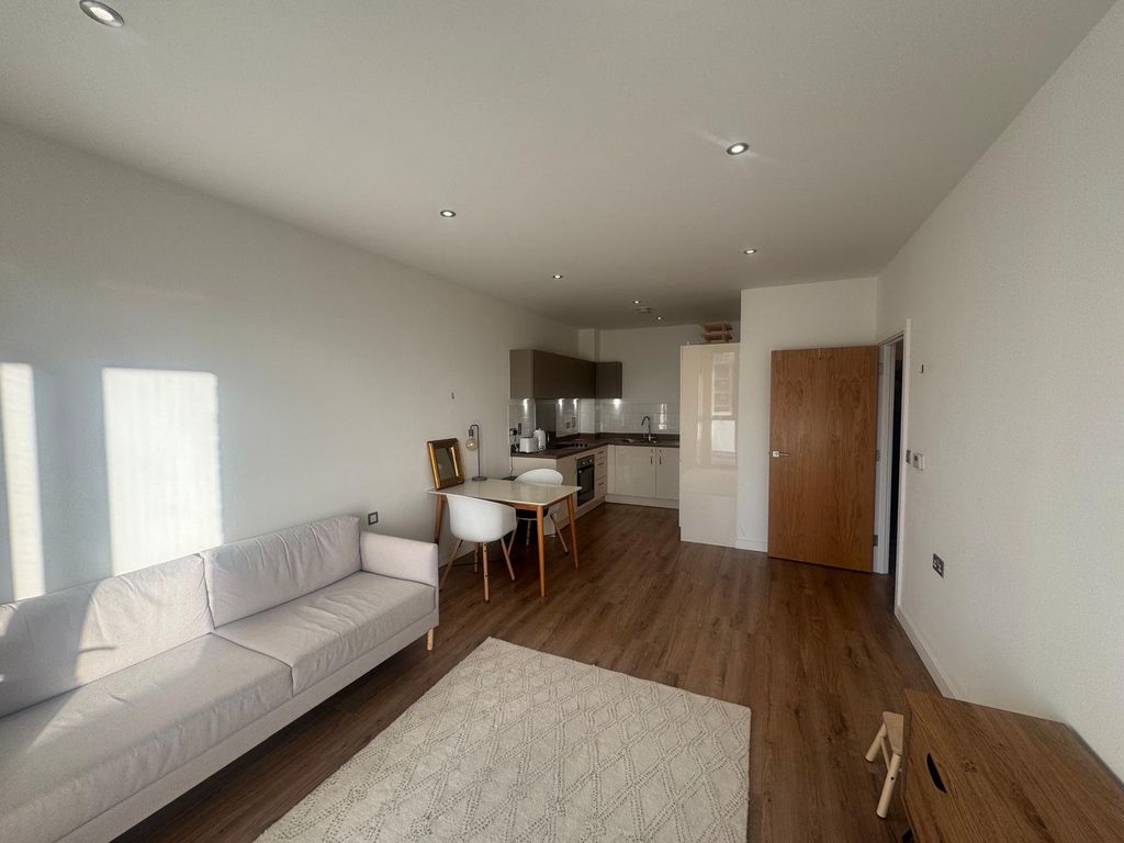 Property photo 2 of 9 Picture No. 03