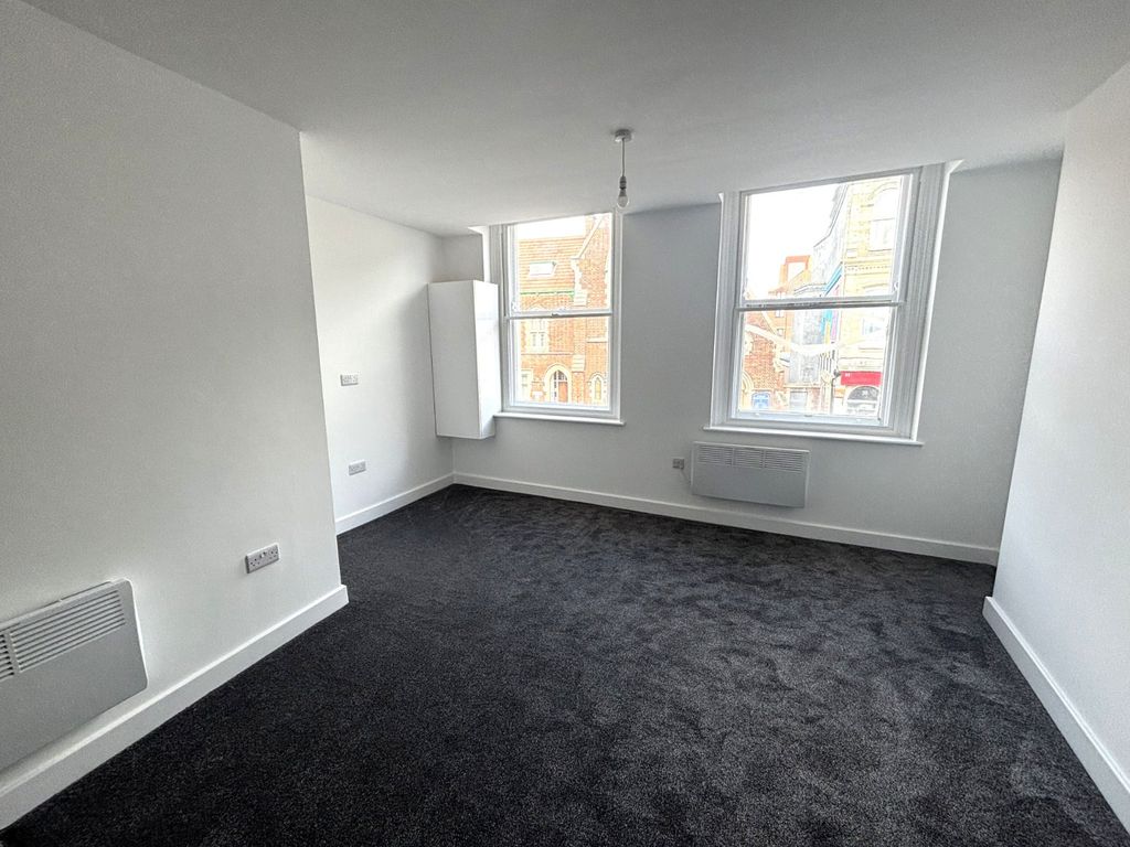 Property photo 1 of 7 Picture No. 08