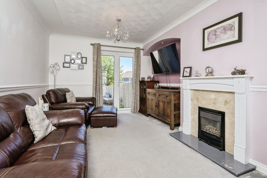 Property photo 2 of 20 Pbox-Img.Jpg