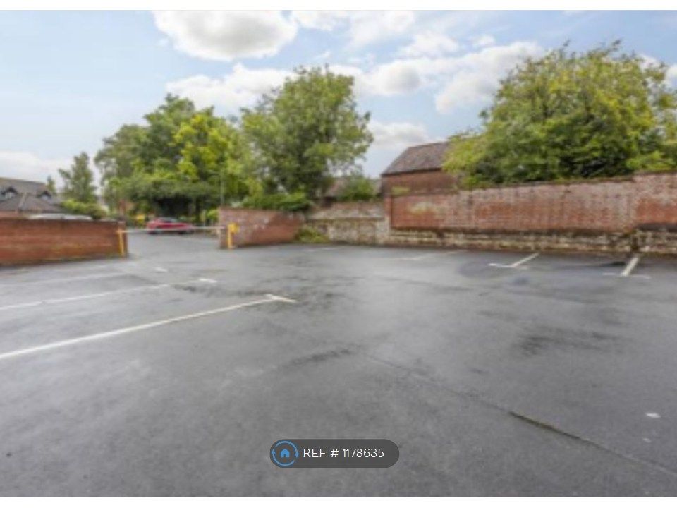 Property photo 2 of 4