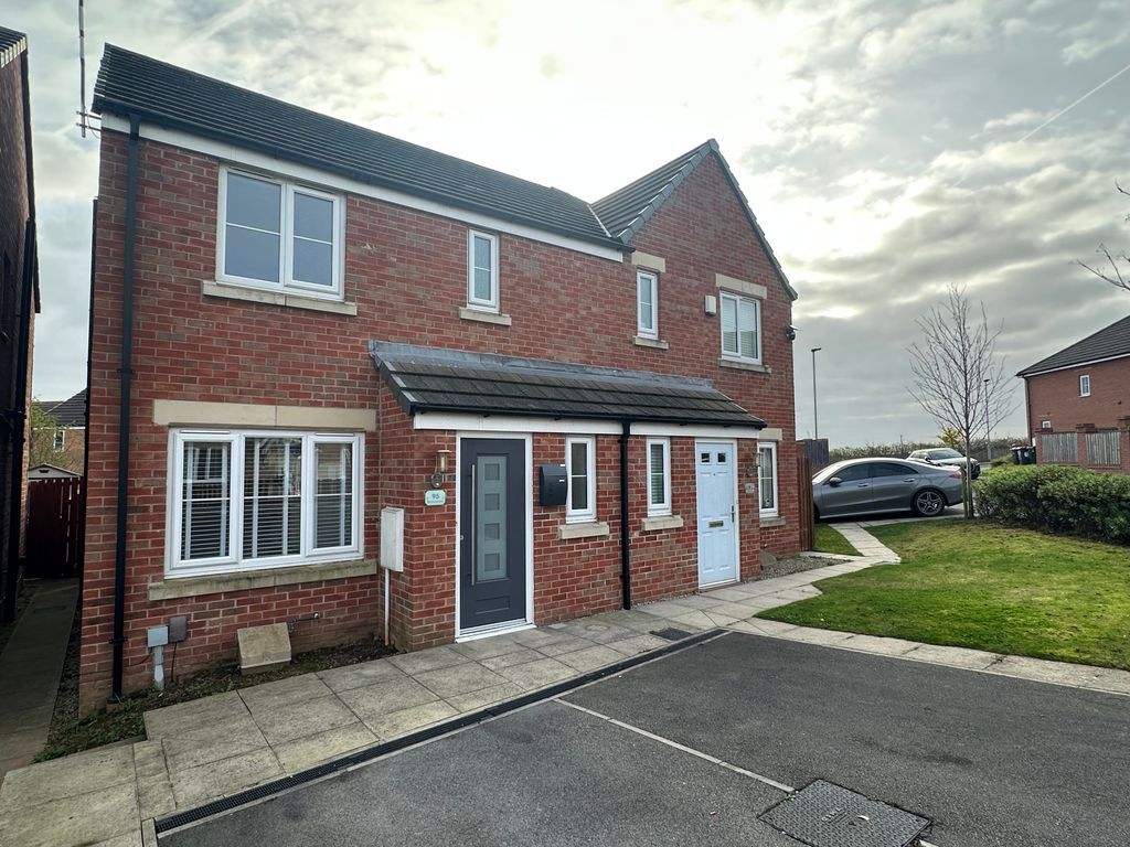 Property photo 1 of 12 Front