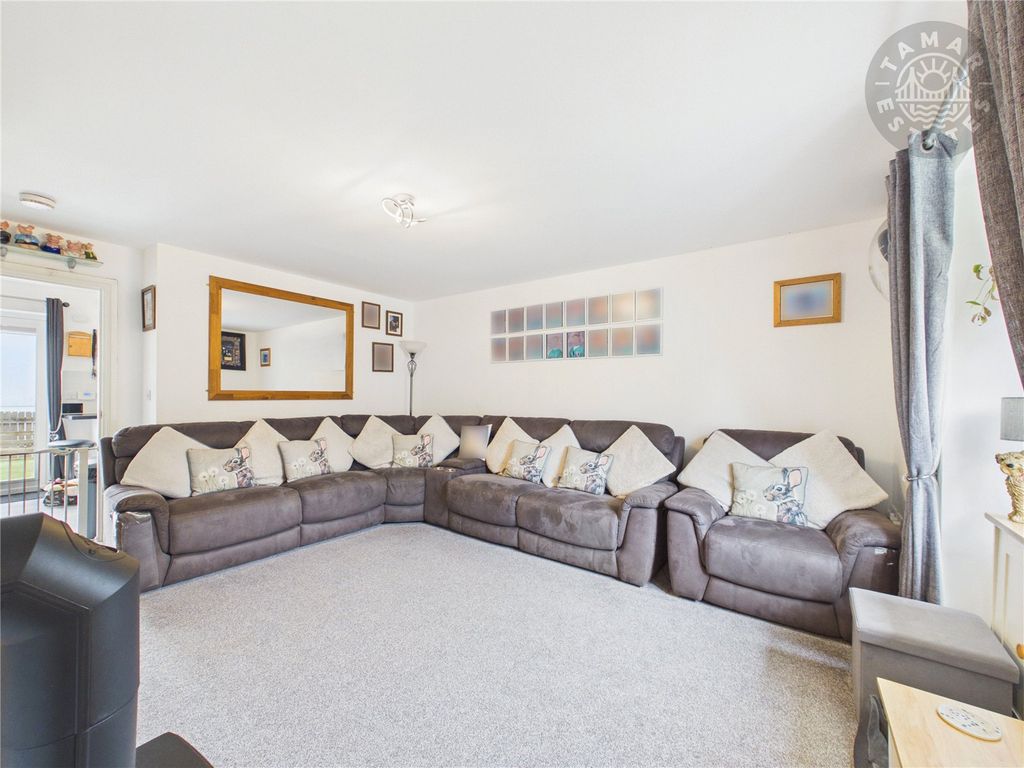 Property photo 2 of 13 Sitting Room