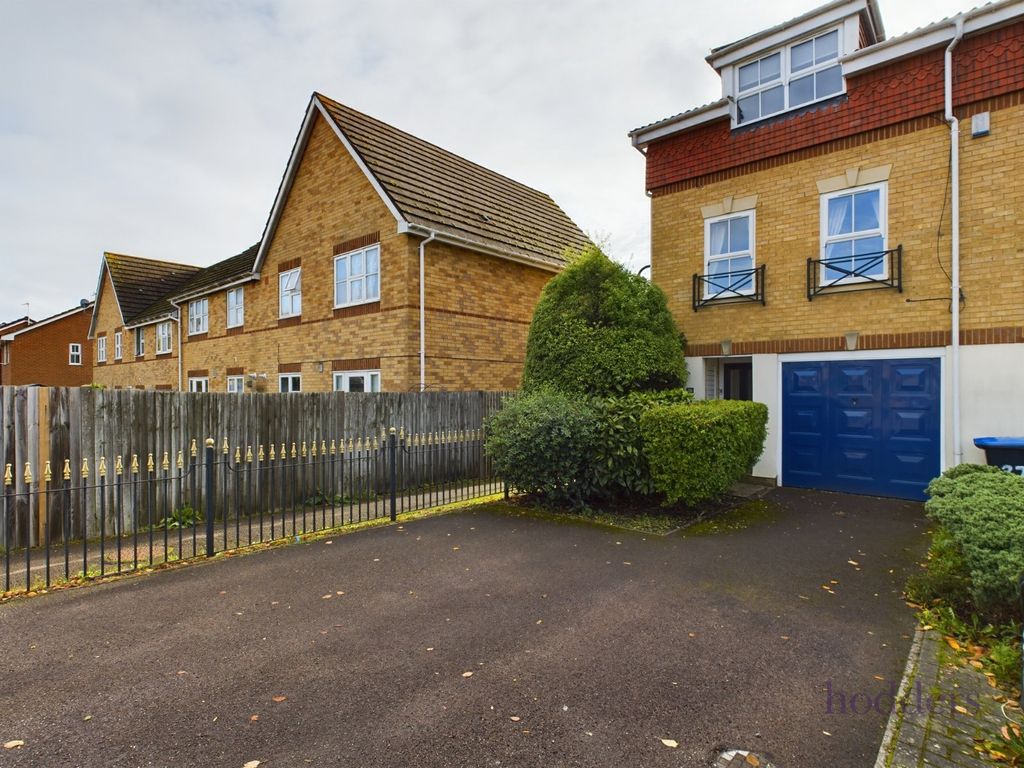 Property photo 1 of 30 Picture No. 37