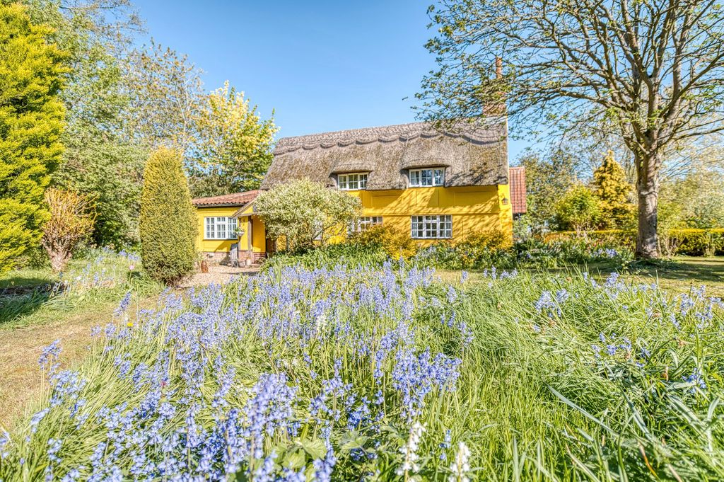 Property photo 1 of 32