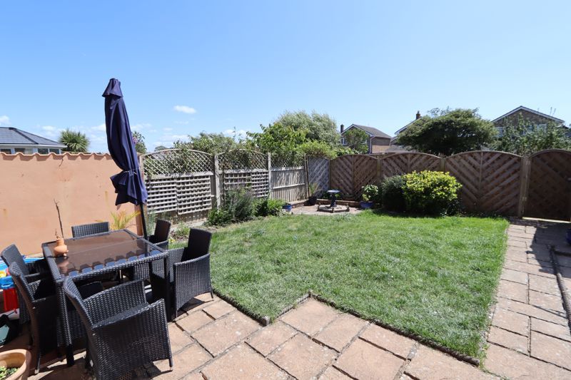 Property photo 3 of 18 Garden