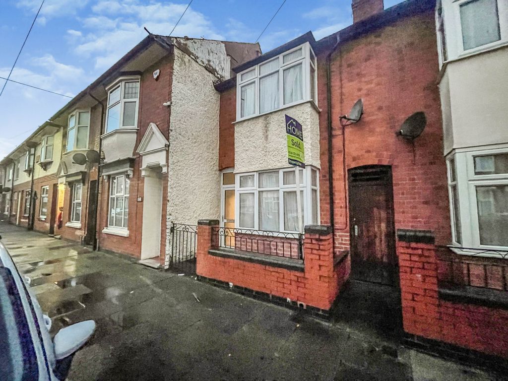 Property photo 1 of 13 E4Ad5085-9Aab-4065-84C2-24A8Fb4C03Bb.Jpg