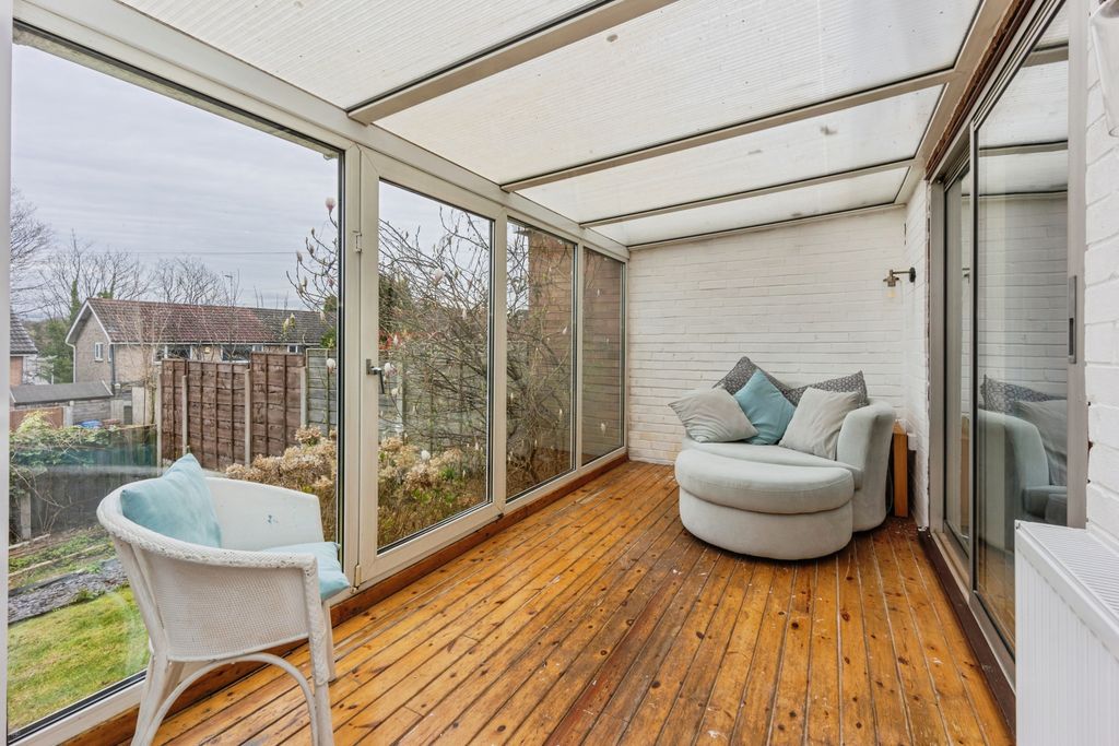 Property photo 3 of 15