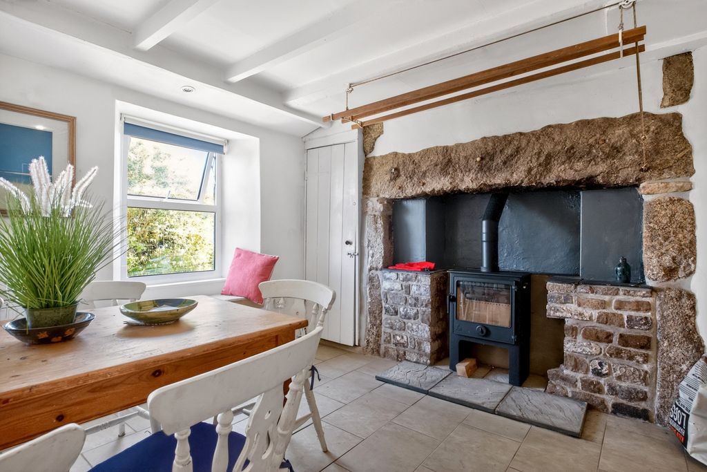 Property photo 2 of 23 Pbox-Img.Jpg