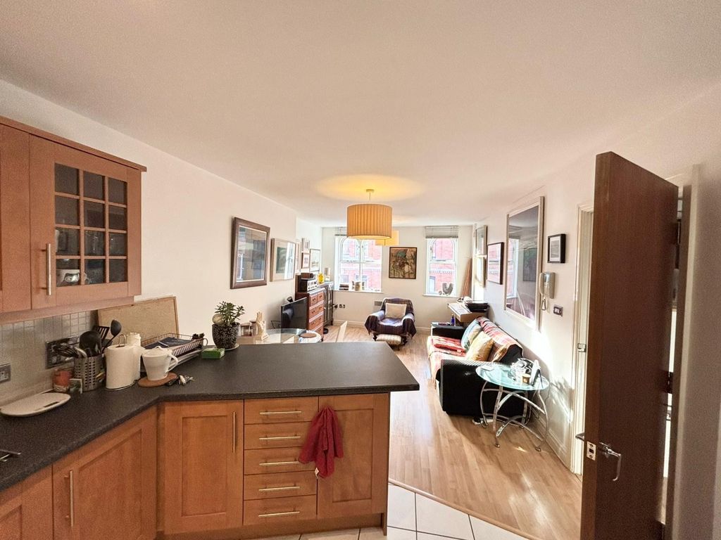 Property photo 2 of 11