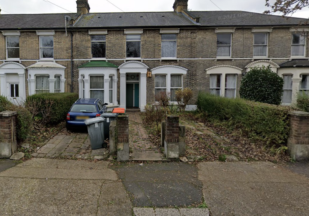 Property photo 1 of 8