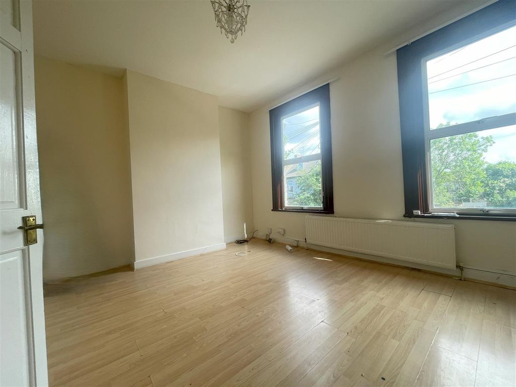 Property photo 2 of 5 Img_9305.Jpg