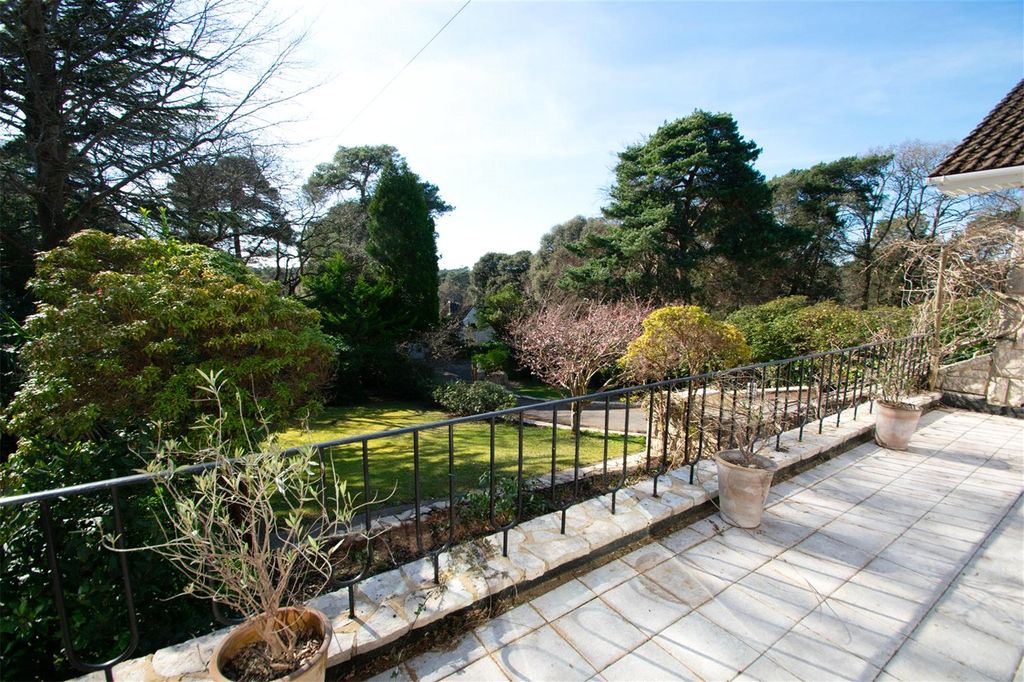 Property photo 2 of 24 Picture No. 09