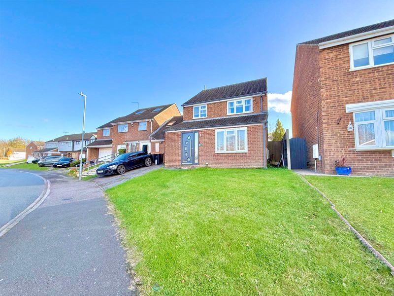 Property photo 1 of 14 Front