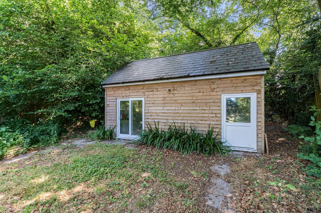 Additional image 22 of 5 bed detached bungalow for saleDryden Way, Liphook GU30