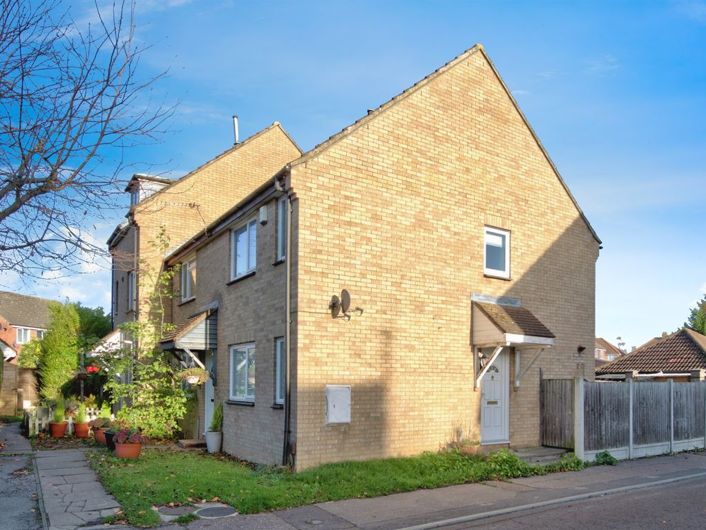 Property photo 1 of 17