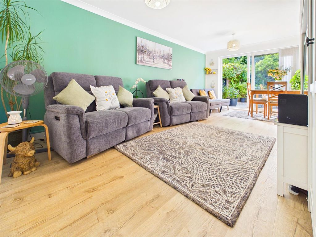 Property photo 2 of 36 Cam01766G0-Pr0799-Still014.Jpg