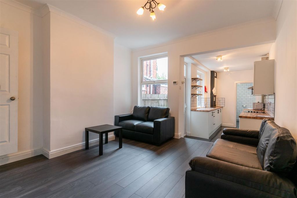 Property photo 2 of 21 Rbf05046.Jpg