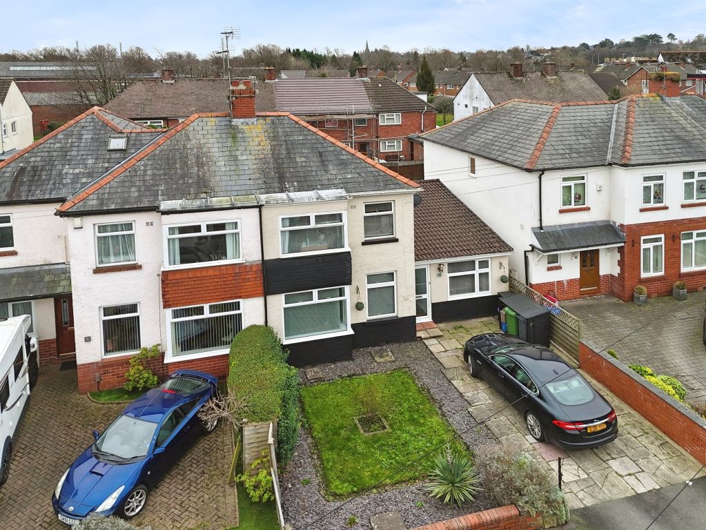 Property photo 1 of 17