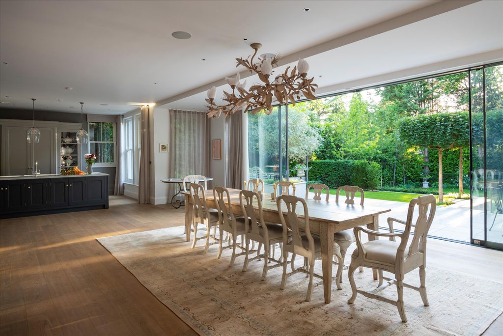 Property photo 2 of 18 Image