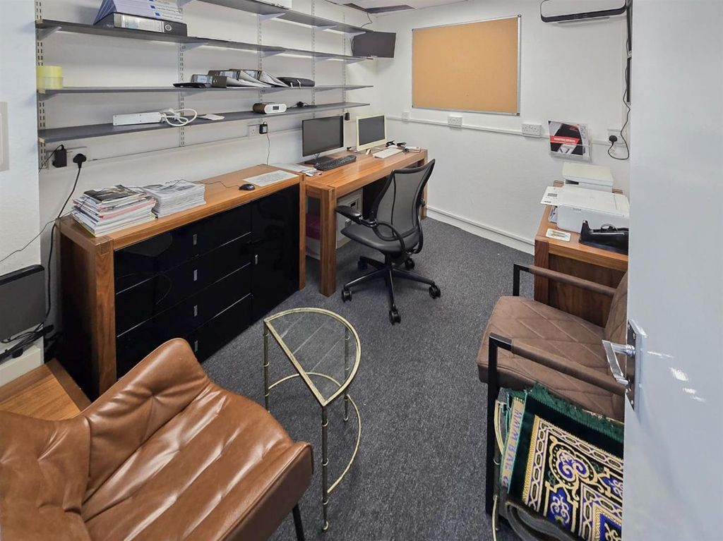 Property photo 3 of 7 Whatsapp Image 2025-05-29 At 5.28.37 Pm (4).Jpeg