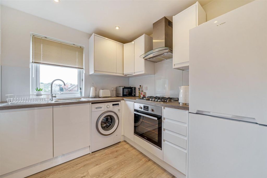 Property photo 2 of 13 976525 (6).Jpg