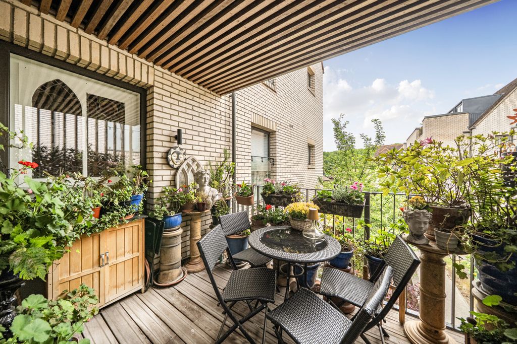 Property photo 2 of 14 1455812-20-69Fddc...