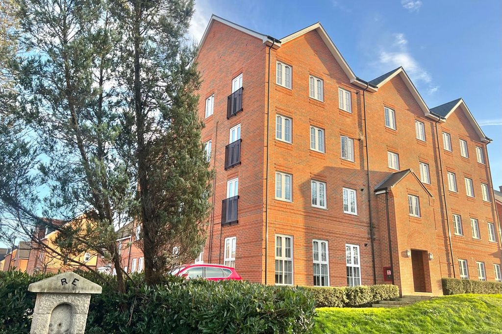 Property photo 1 of 13 Picture No. 01