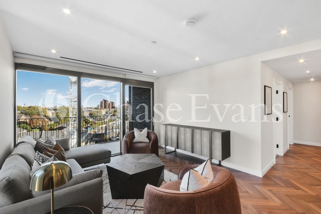 Property photo 3 of 30 Living Area