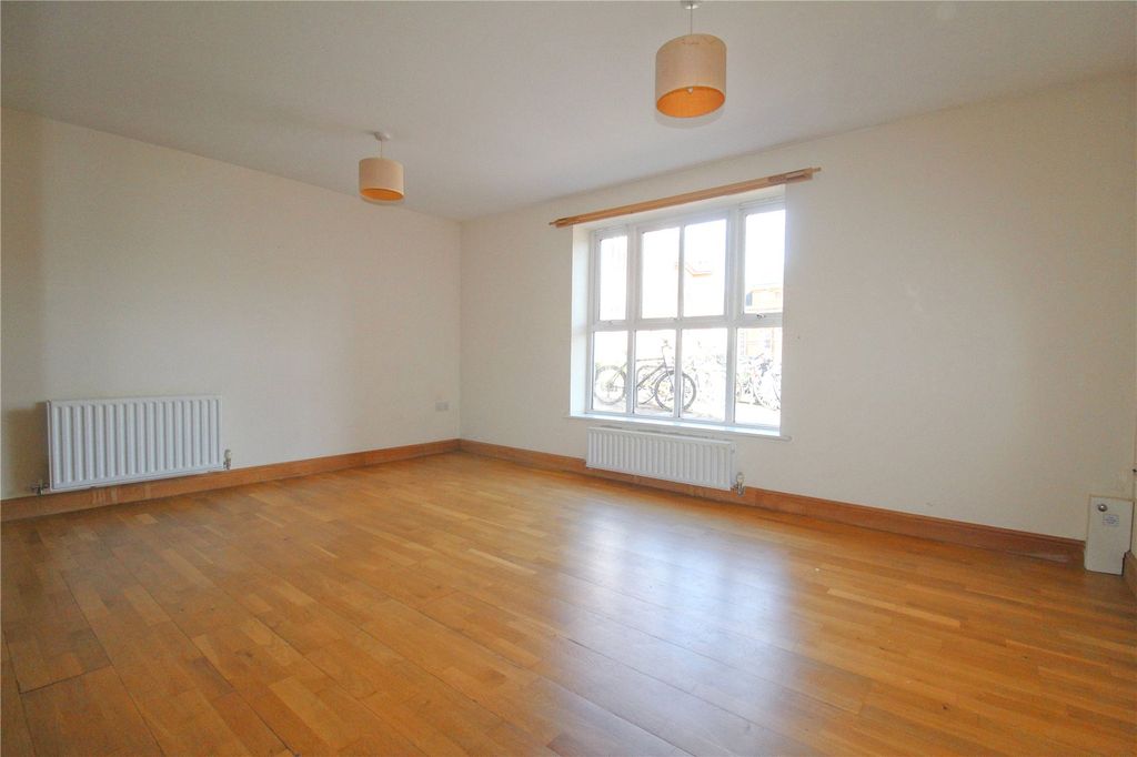 Property photo 3 of 10 Picture No. 03