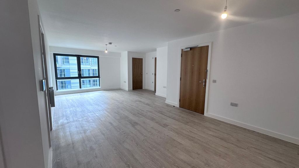 Property photo 3 of 14 Living Room