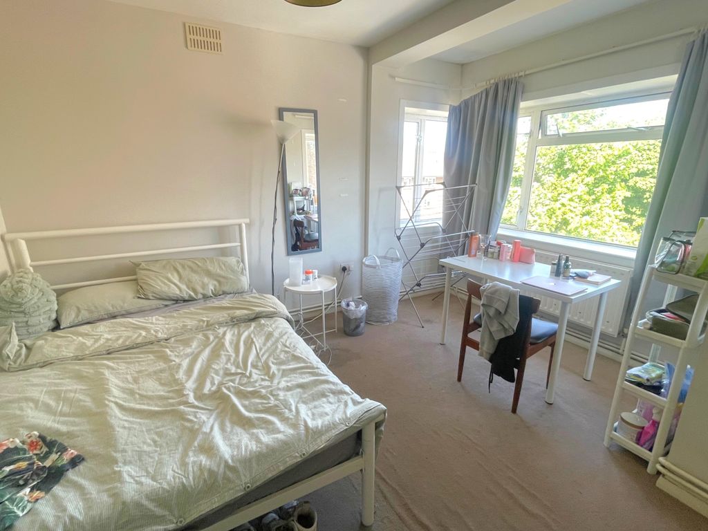Property photo 1 of 5 Img_0218